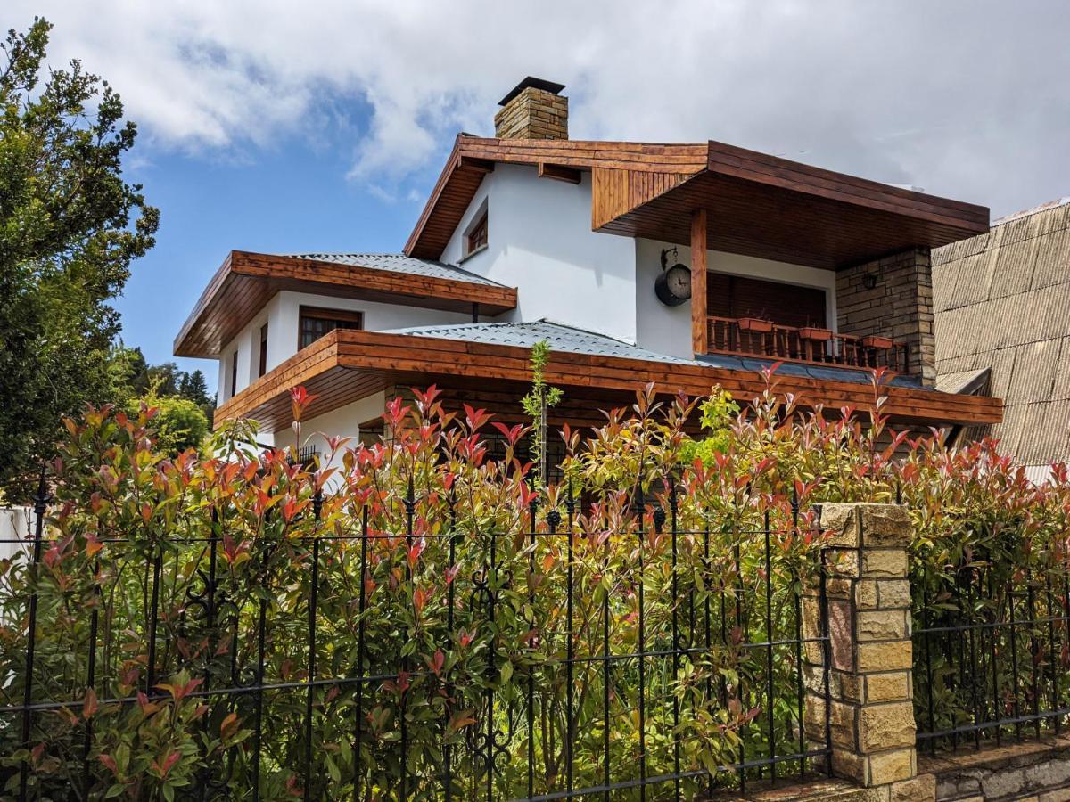 Citizen Kane Lodge - Hospedaje Gourmet Сан Карлос де Барилоче Екстериор снимка